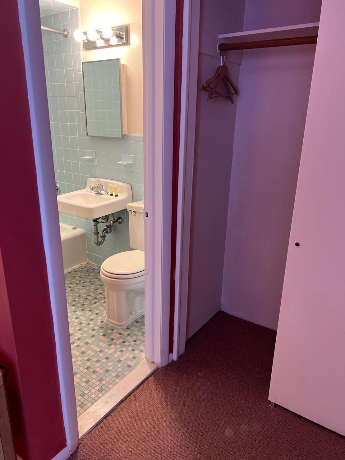 Grand Lake Hotel Lebanon Extérieur photo
